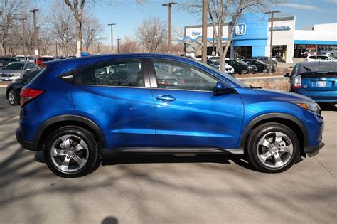 2018 honda hr v awd.